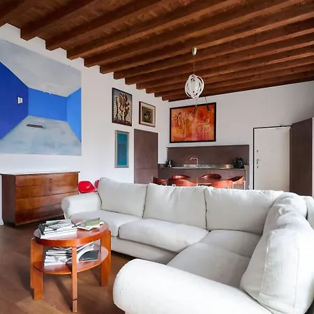 Con Vista Art&charme In Alta Casa de hóspedes